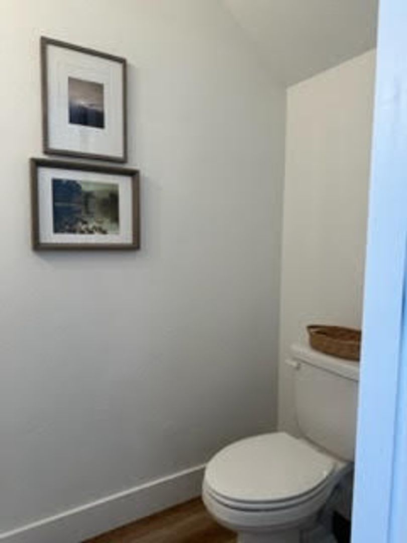 Row Home with 1 car garage 2 bed, 2.5 bath – photo 4