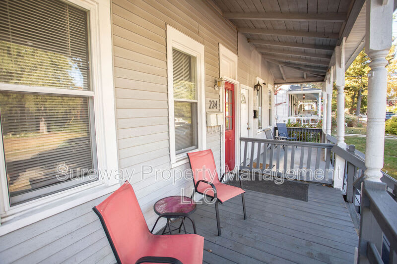 224 Rutland Ave – photo 3
