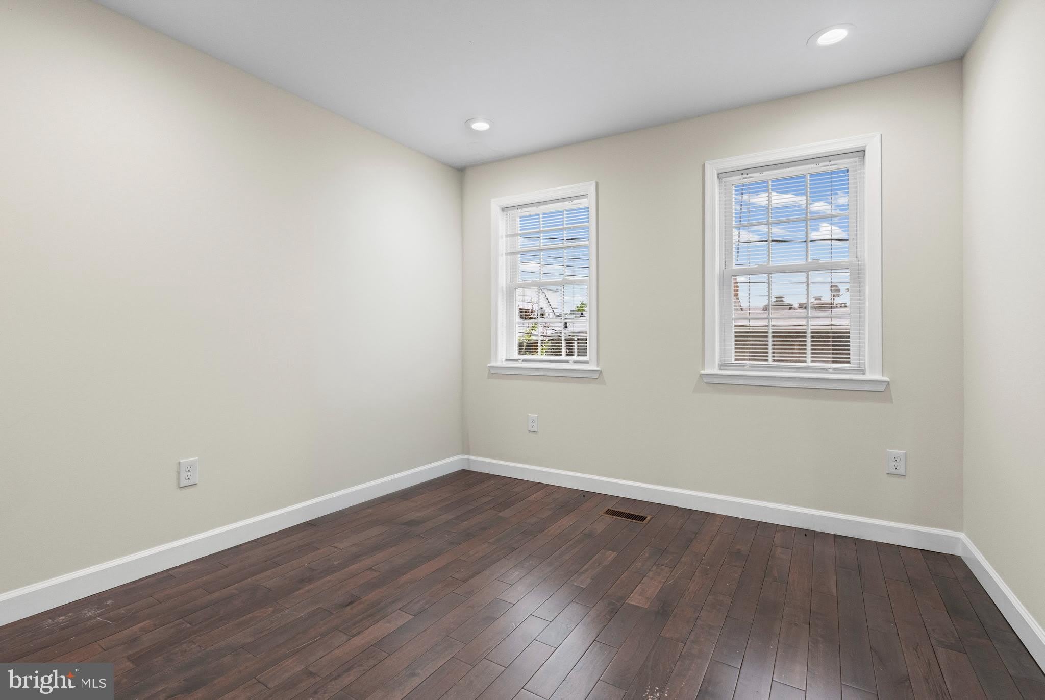 713 N Duncan Street – photo 5