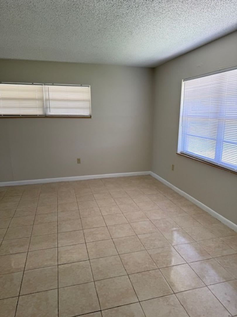 3 1 5 Home In Babson Park – photo 5
