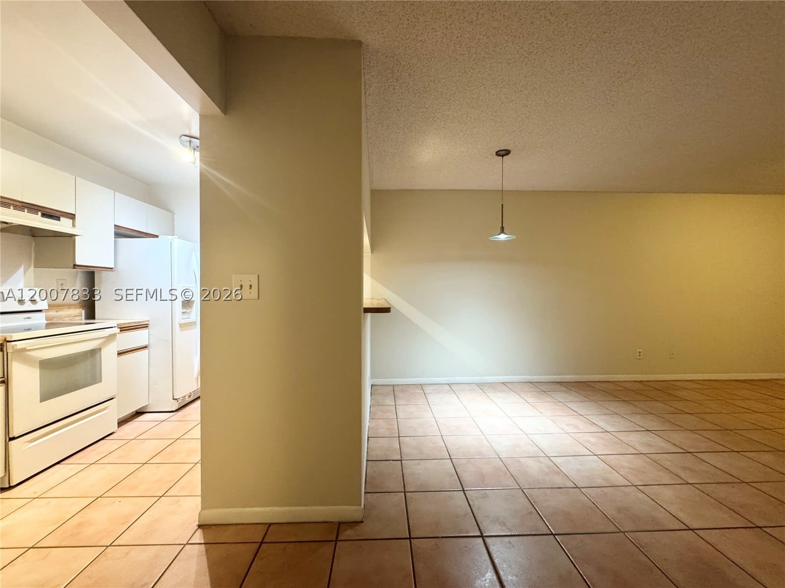 11251 SW 13th St – photo 4
