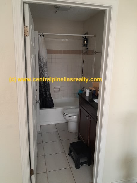 10200 Gandy Blvd N – photo 2