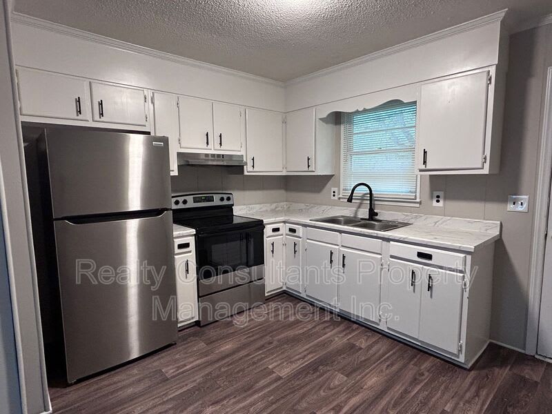 115 Cox Avenue – photo 5
