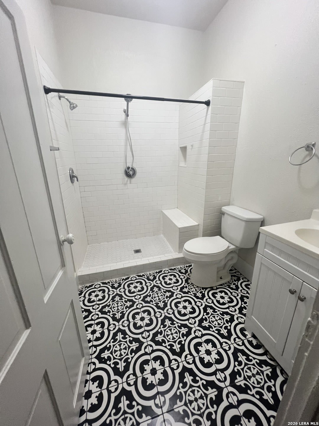 149 WEYMOUTH ST – photo 3