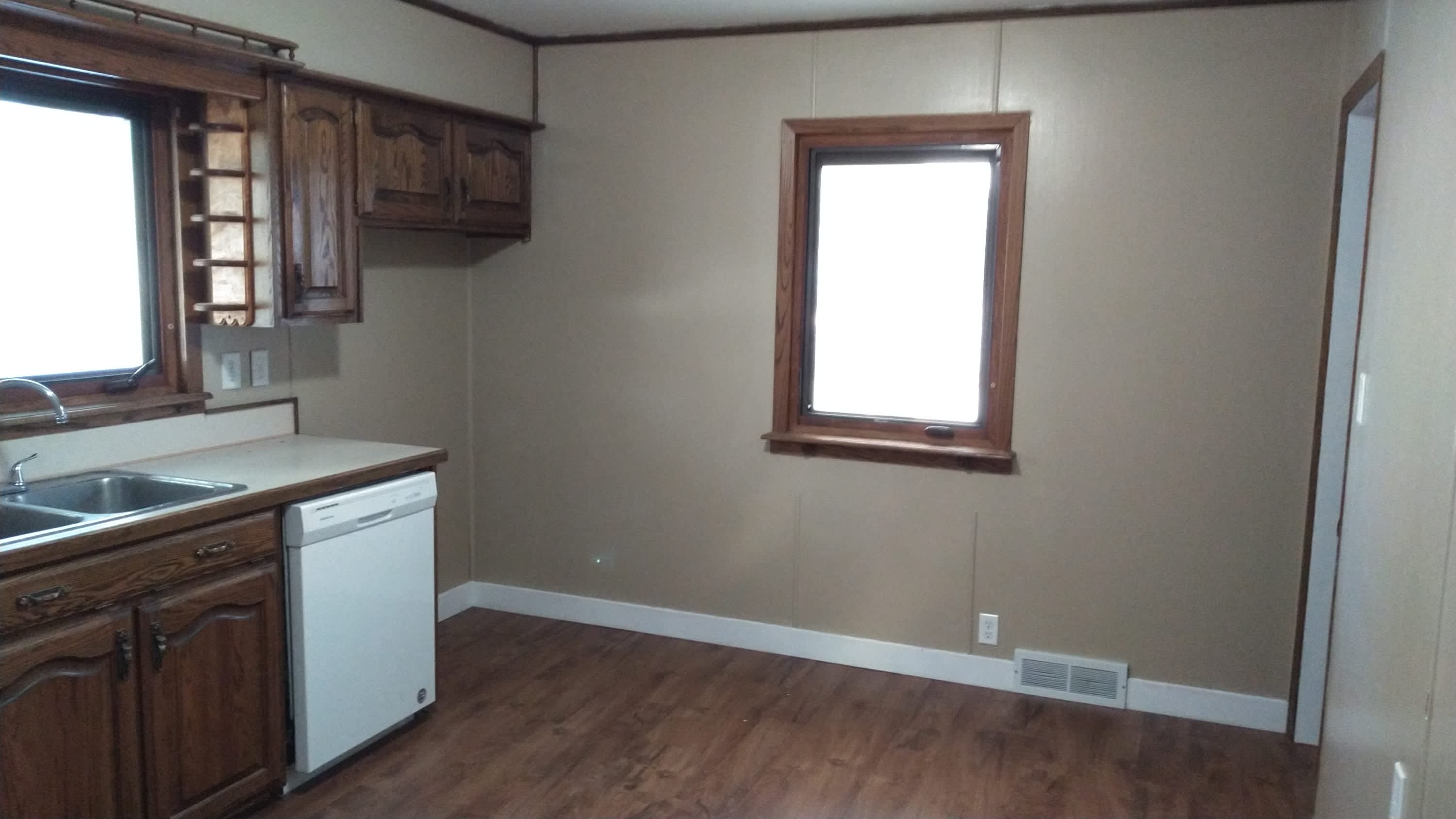 1360 N Hancock Street – photo 5