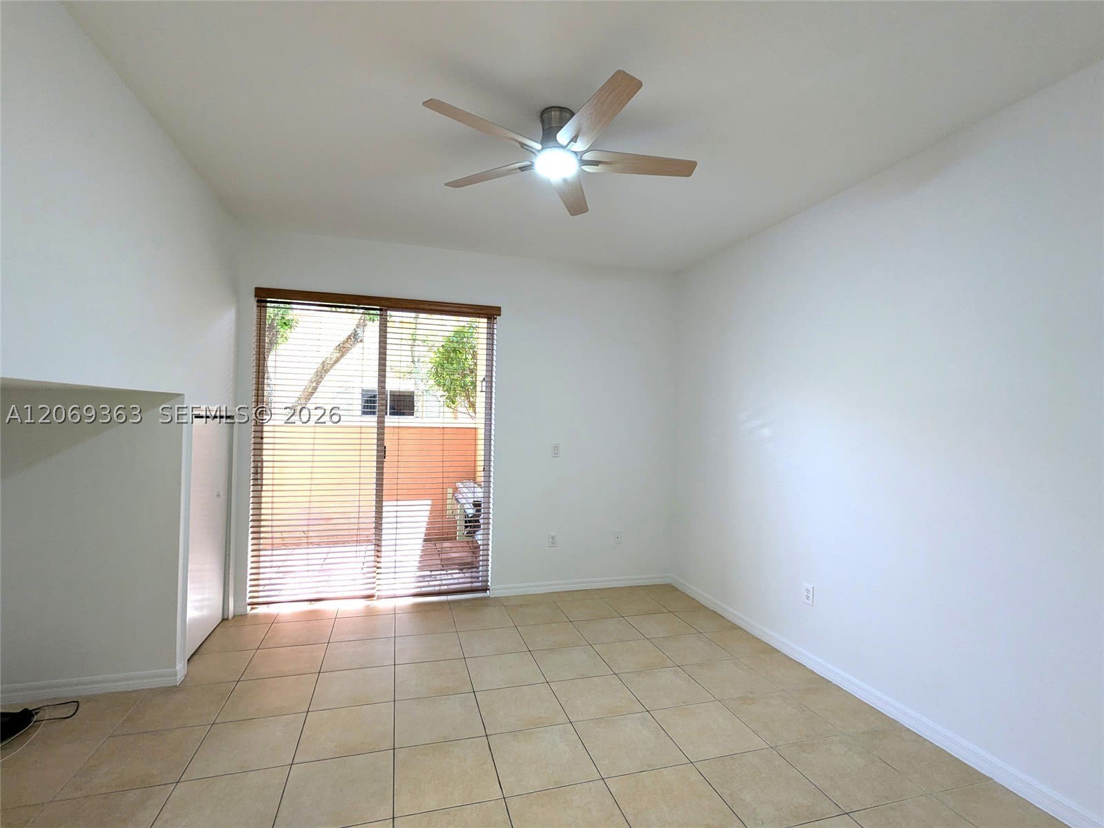 10645 SW 8th St – photo 5