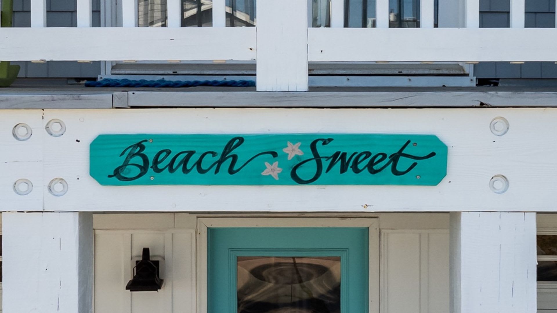 (K401) 334 Third Avenue S (Upstairs Unit) Kure Beach, NC 28449 – photo 2