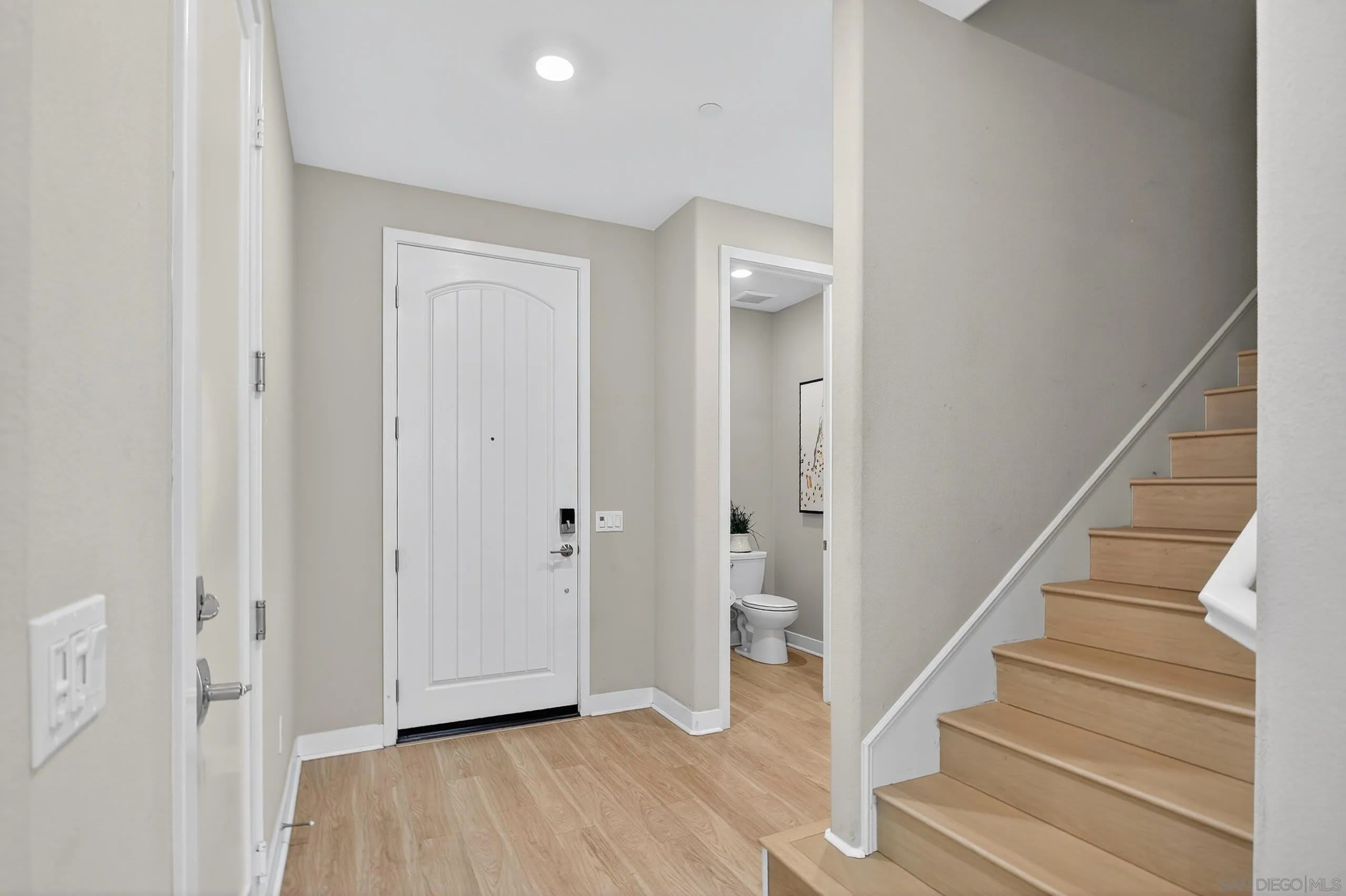 1733 Artemisia Ct – photo 3