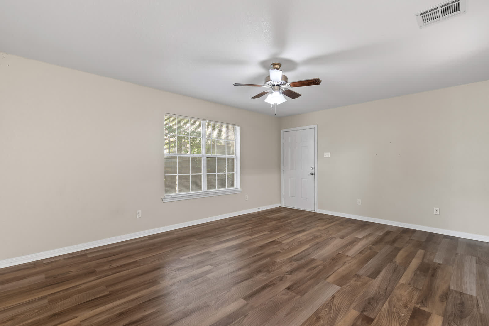 217 East Craven Avenue Unit A – photo 3