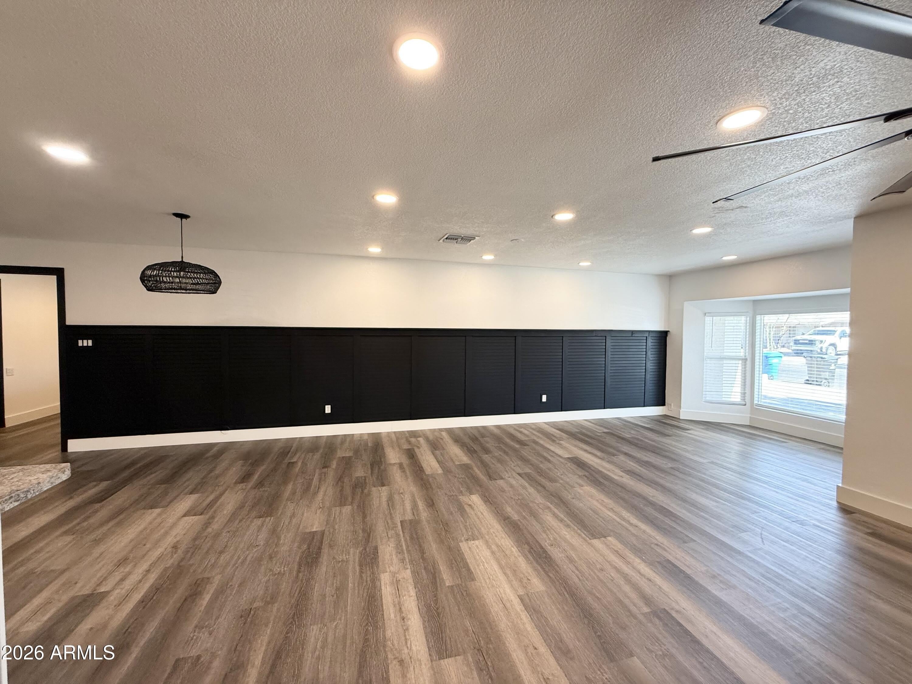 2116 E MARCONI Avenue – photo 4
