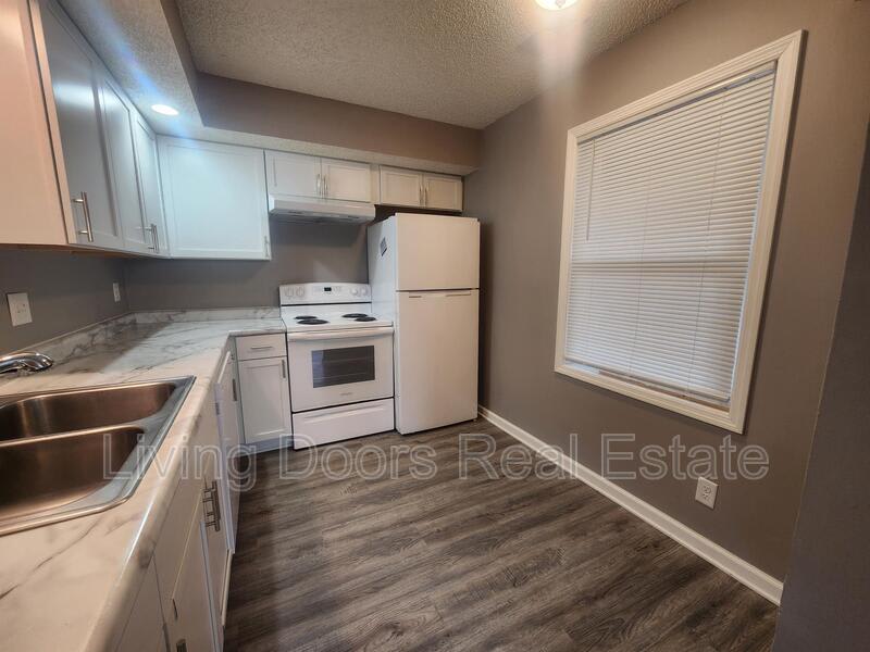 660 S 20th St # 5 – photo 2