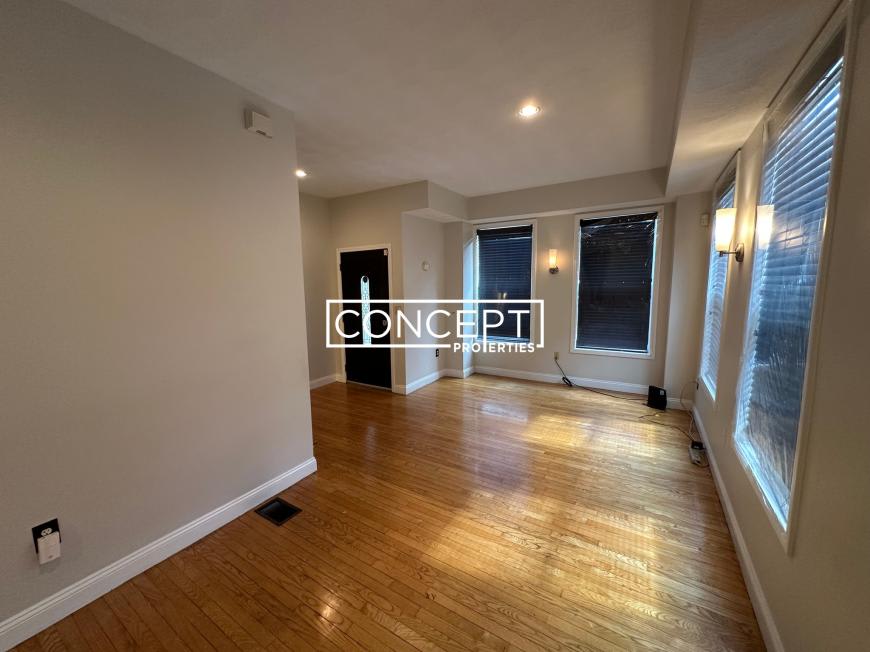 740 Broadway – photo 3