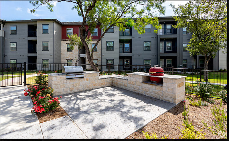 Timberhill Commons – photo 5