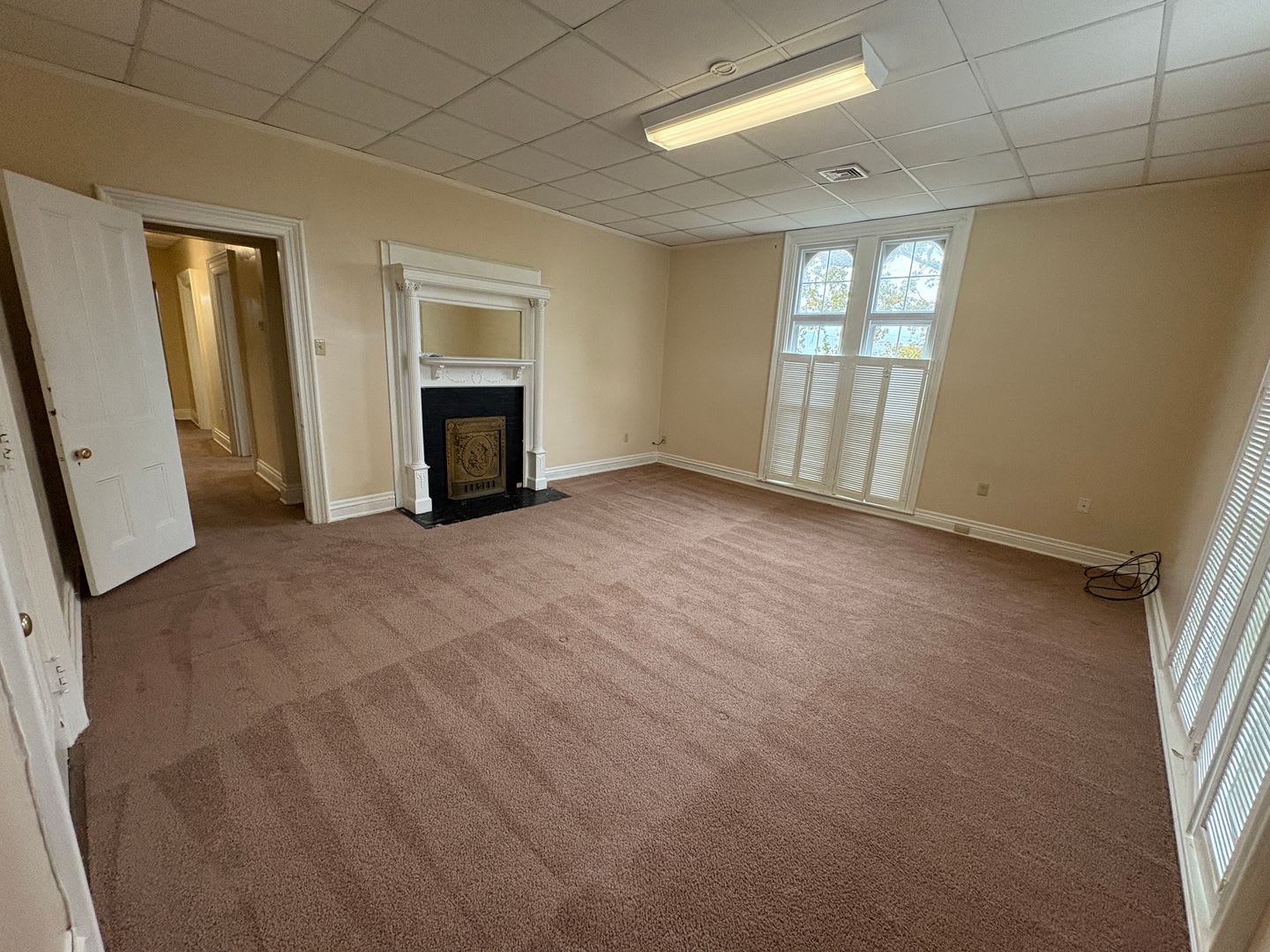 Apartment Located Inside Beautiful Historcal Home In Lynchburg – photo 2