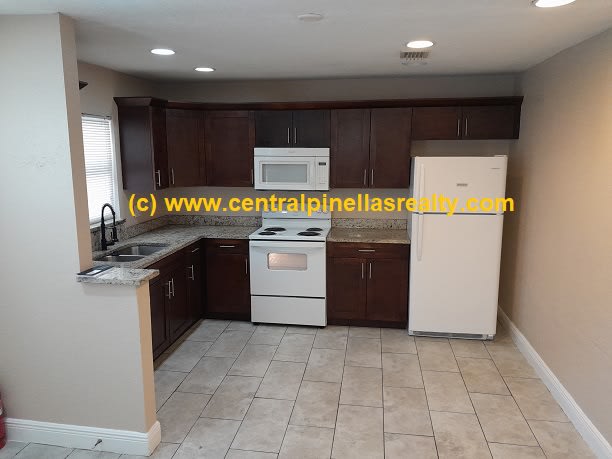 1818 East Dr – photo 3