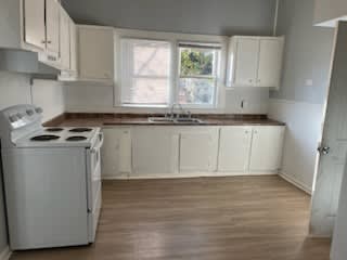 110 East 8th Street – photo 2