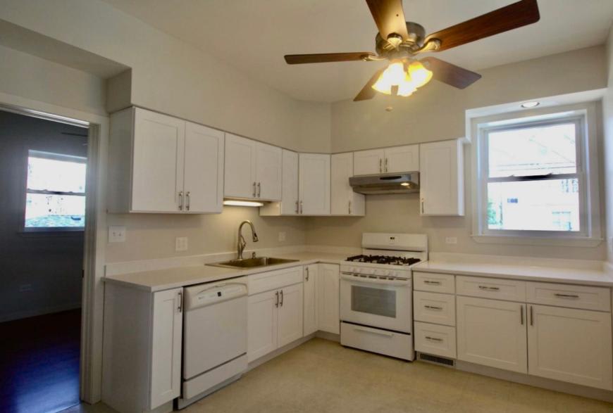 4043 North Monticello Ave. – photo 5