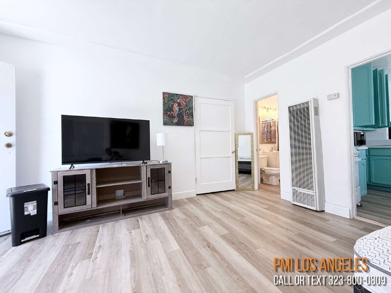 6914 1 2 Main Street – photo 5