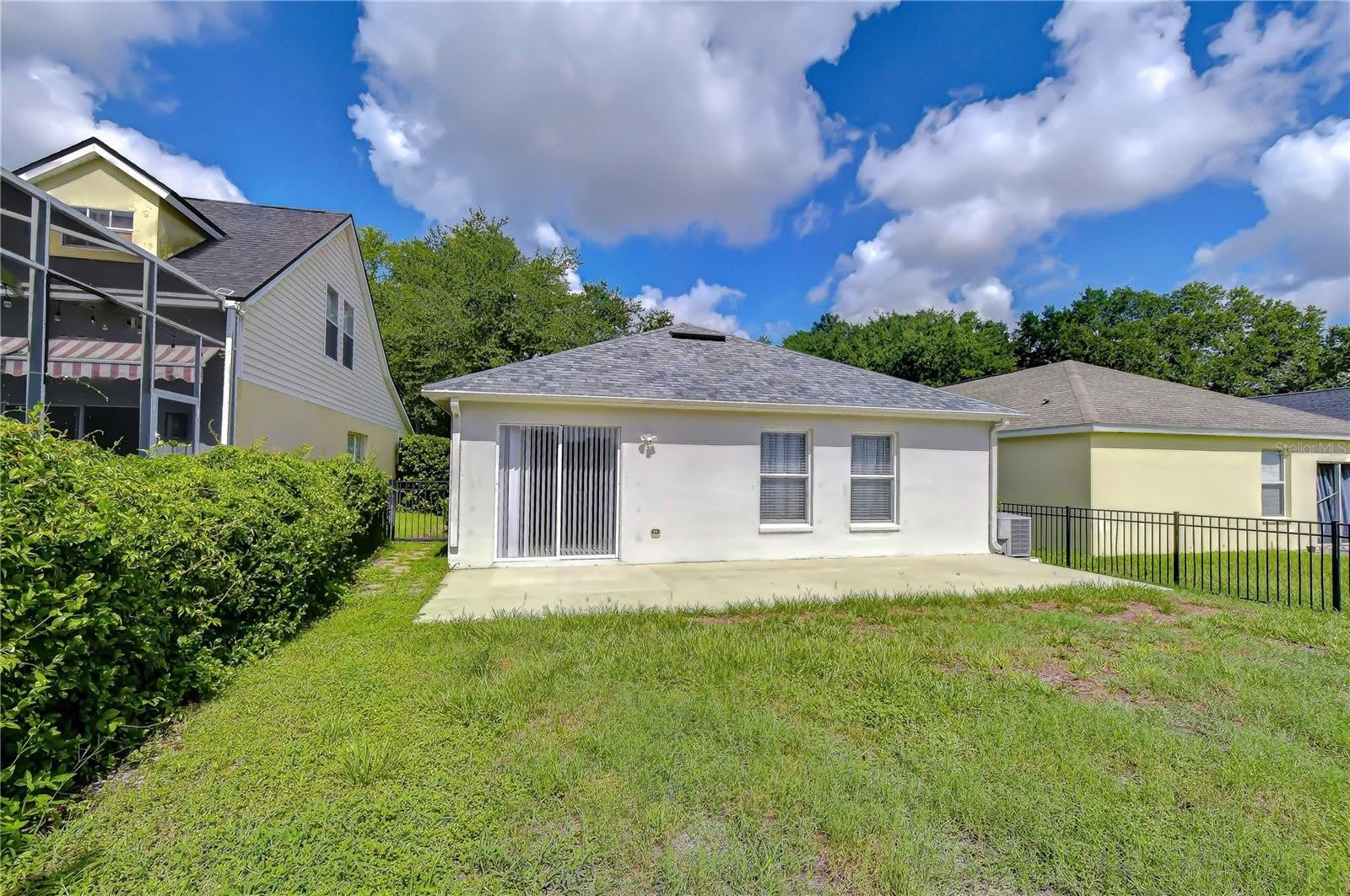 6010 SKYLARKCREST Drive – photo 2