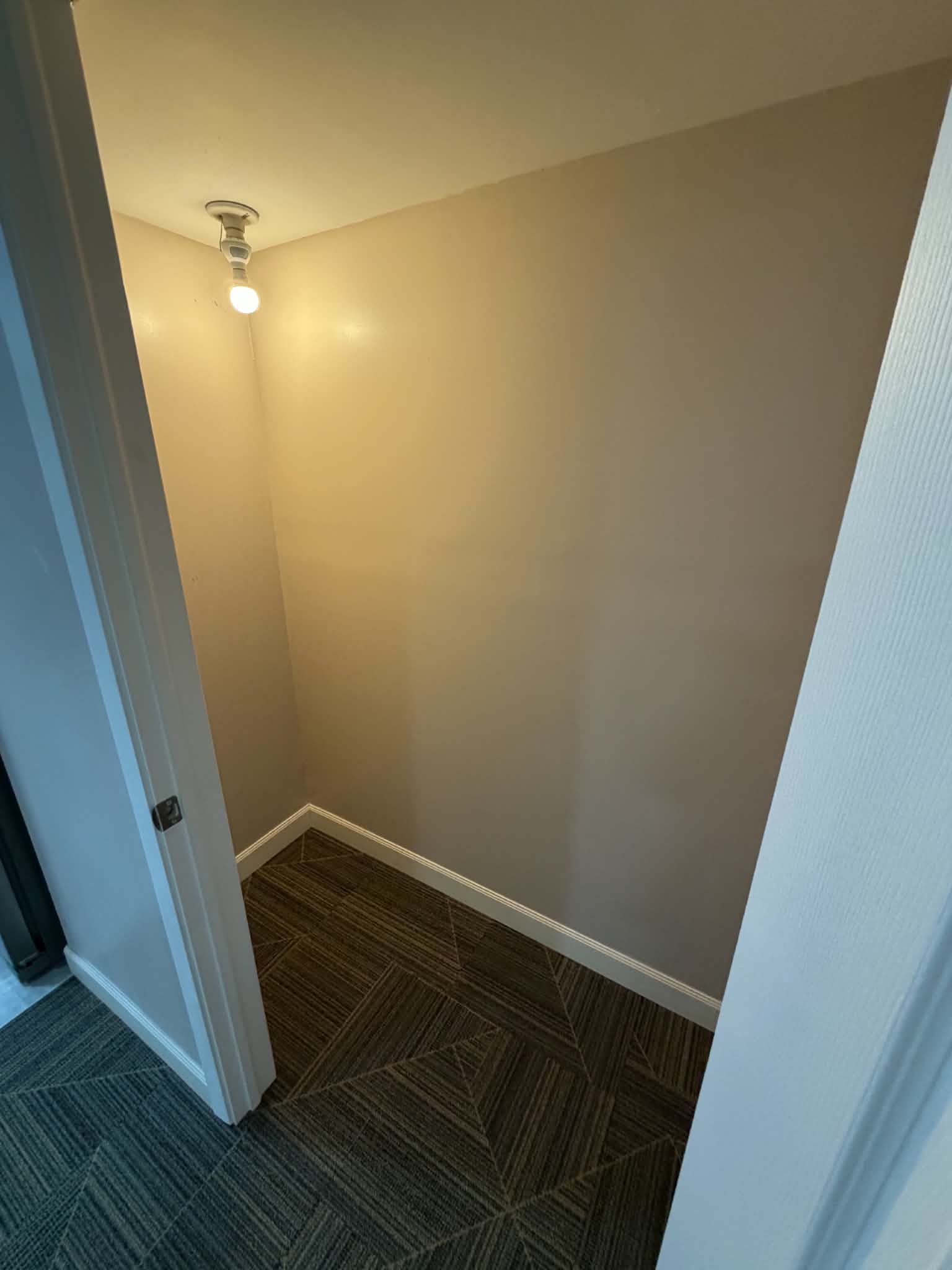 1583 Marion Street – photo 4