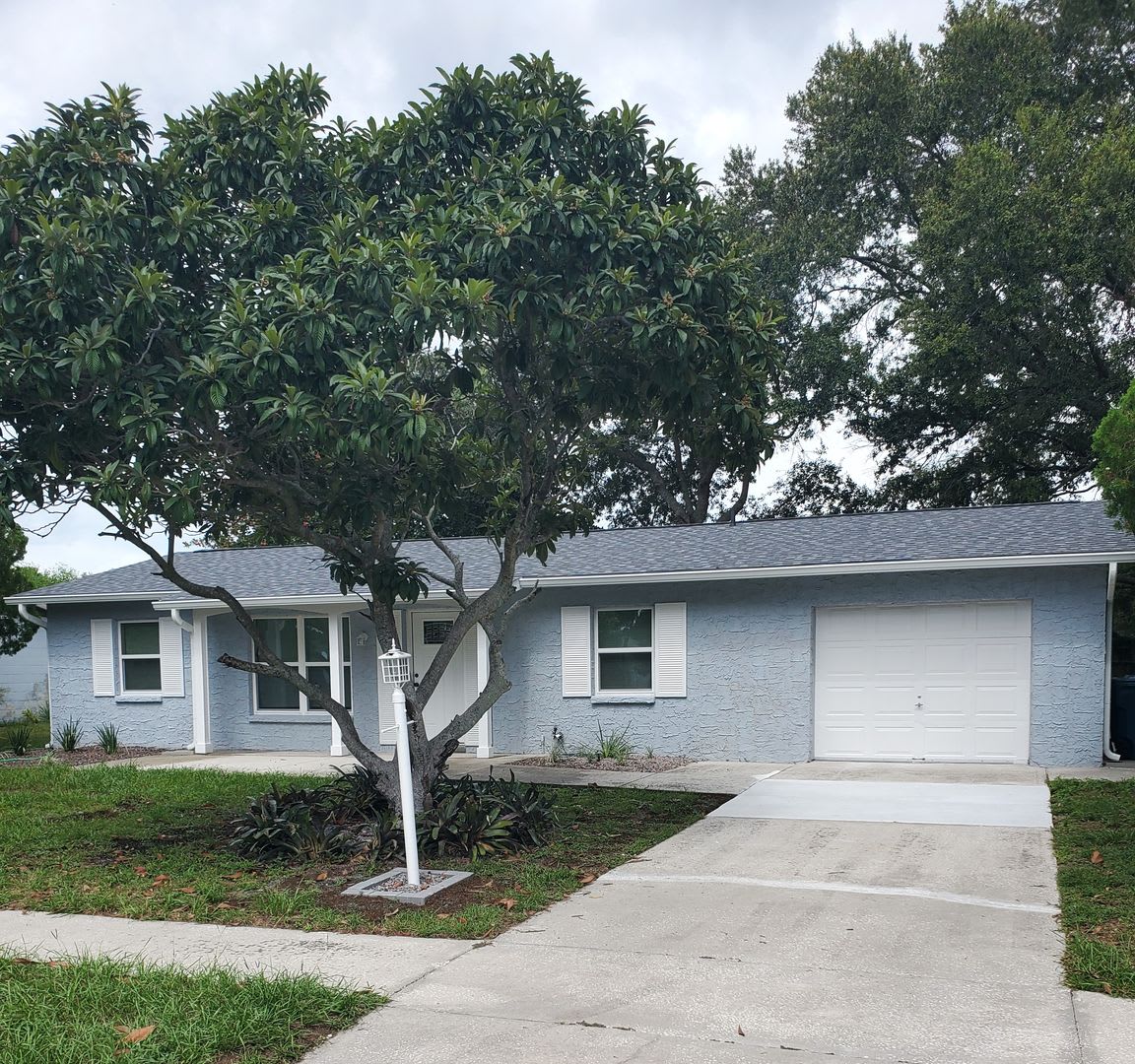 Completely Renovated! – photo 1