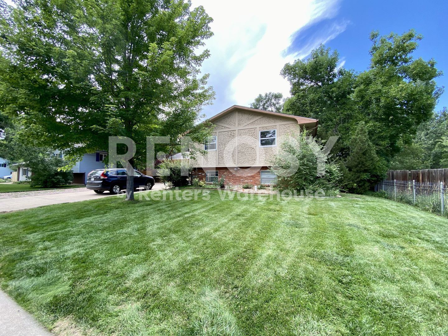 Beautiful 4 Bed 2 Bath near CSU – photo 5