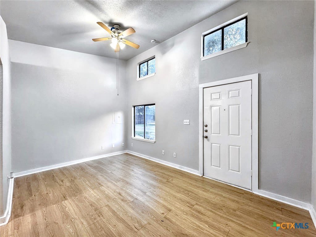 1108 W Mccarty Lane – photo 3