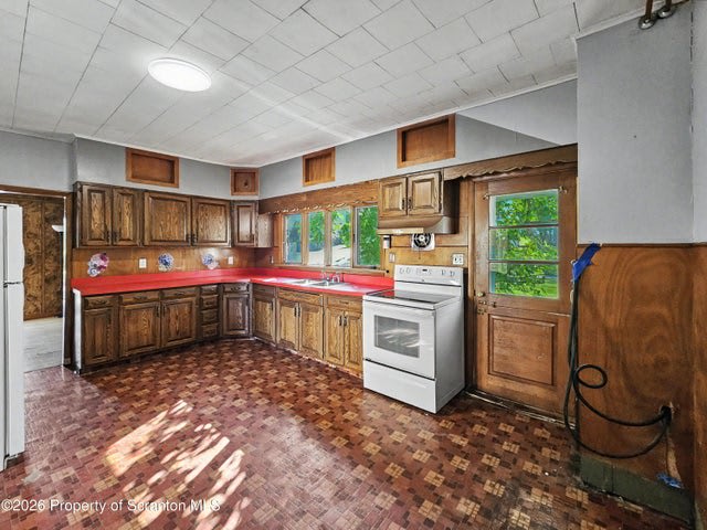 92 Fallbrook Street – photo 2