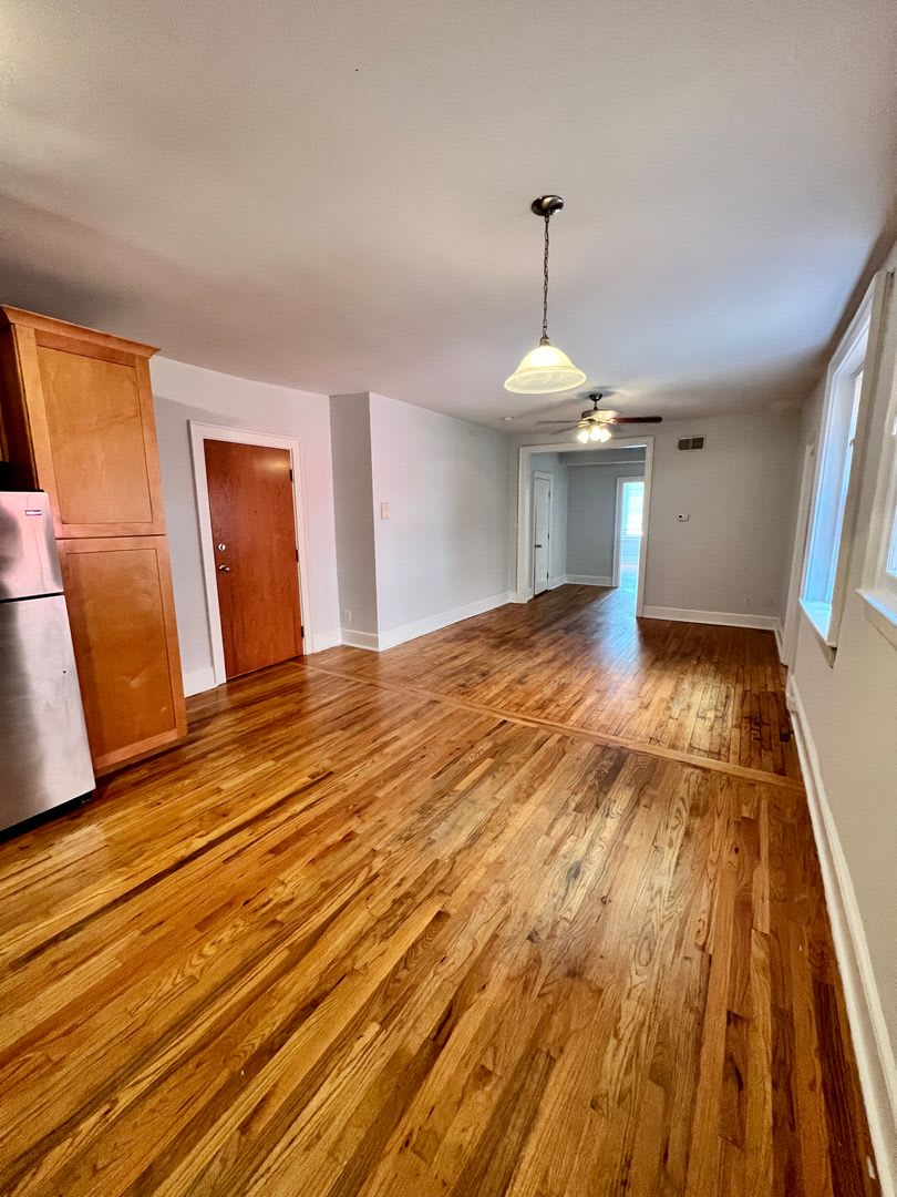 1107 W Grace St – photo 4