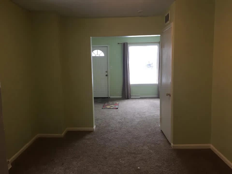 1008 Tweed St. – photo 4