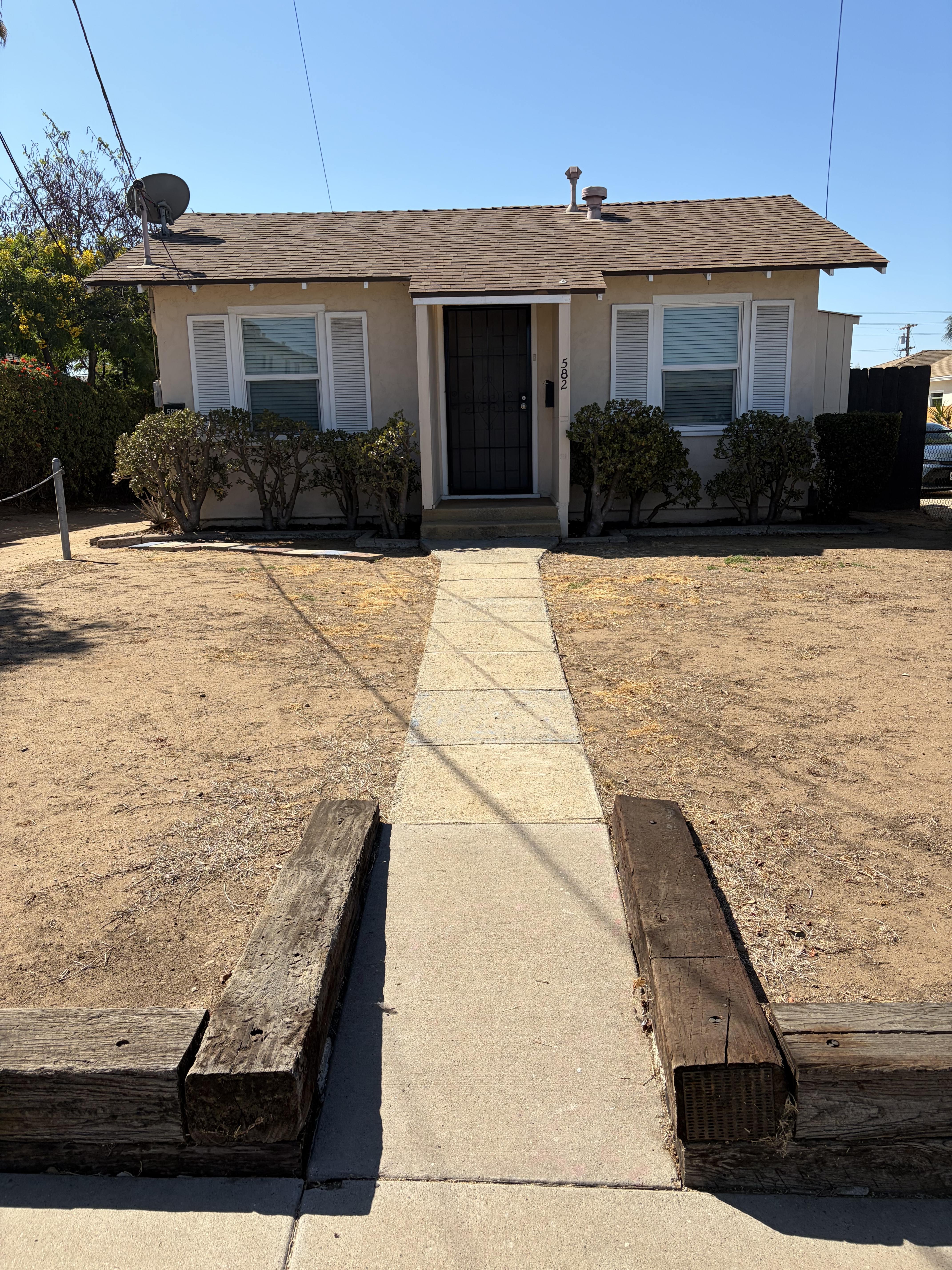 582 Mc Intosh Street – photo 2