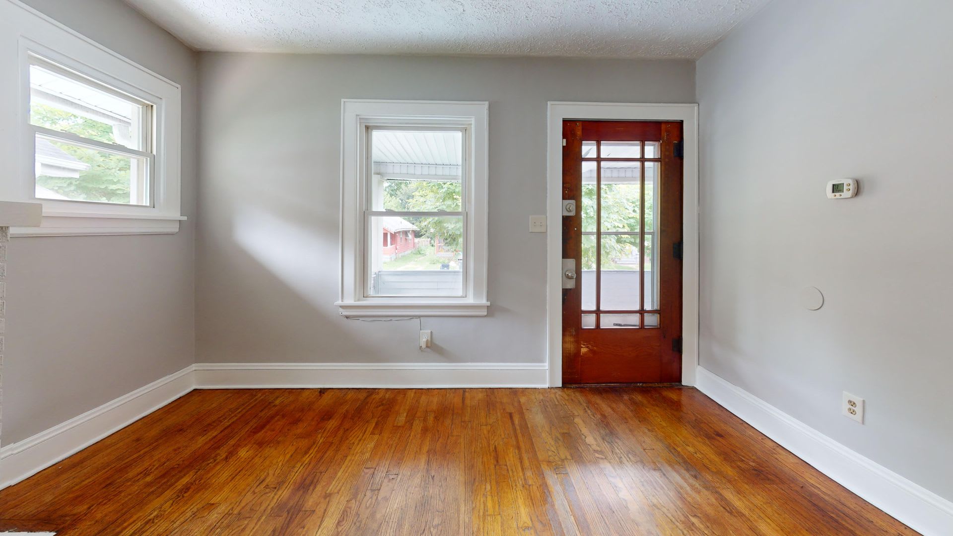 Akron 2 Bedroom Single Family Home (Move in Special) – photo 2