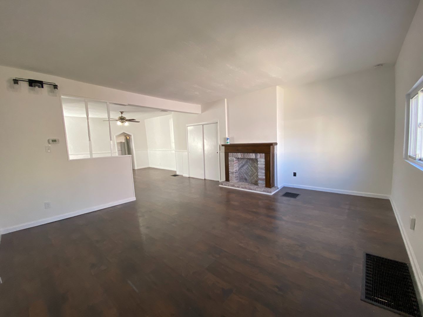 NEWLY RENOVATED 2 BEDROOM IN THE HEART OF BLOOMFIELD! – photo 2