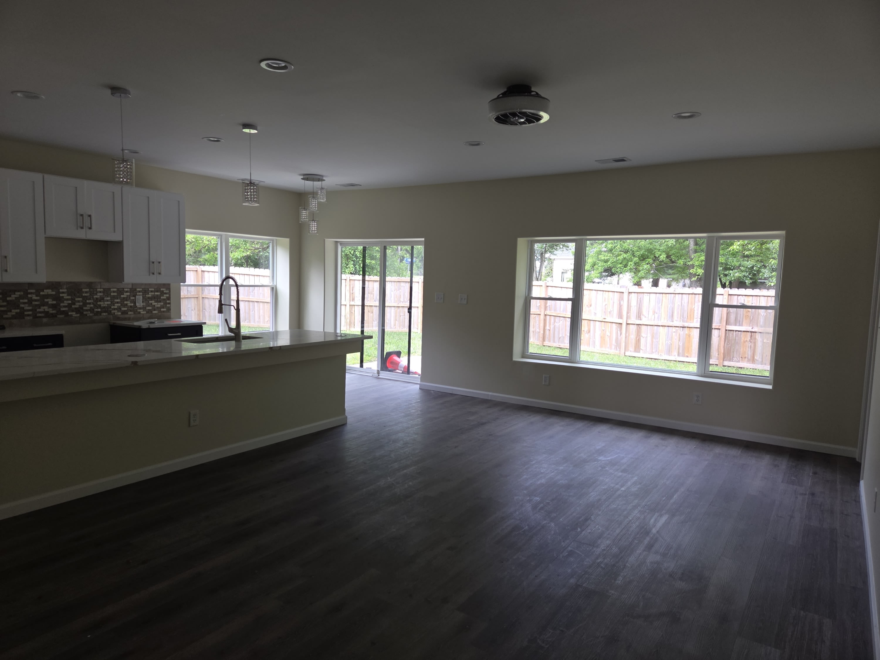 2250 South Shelby Street – photo 1