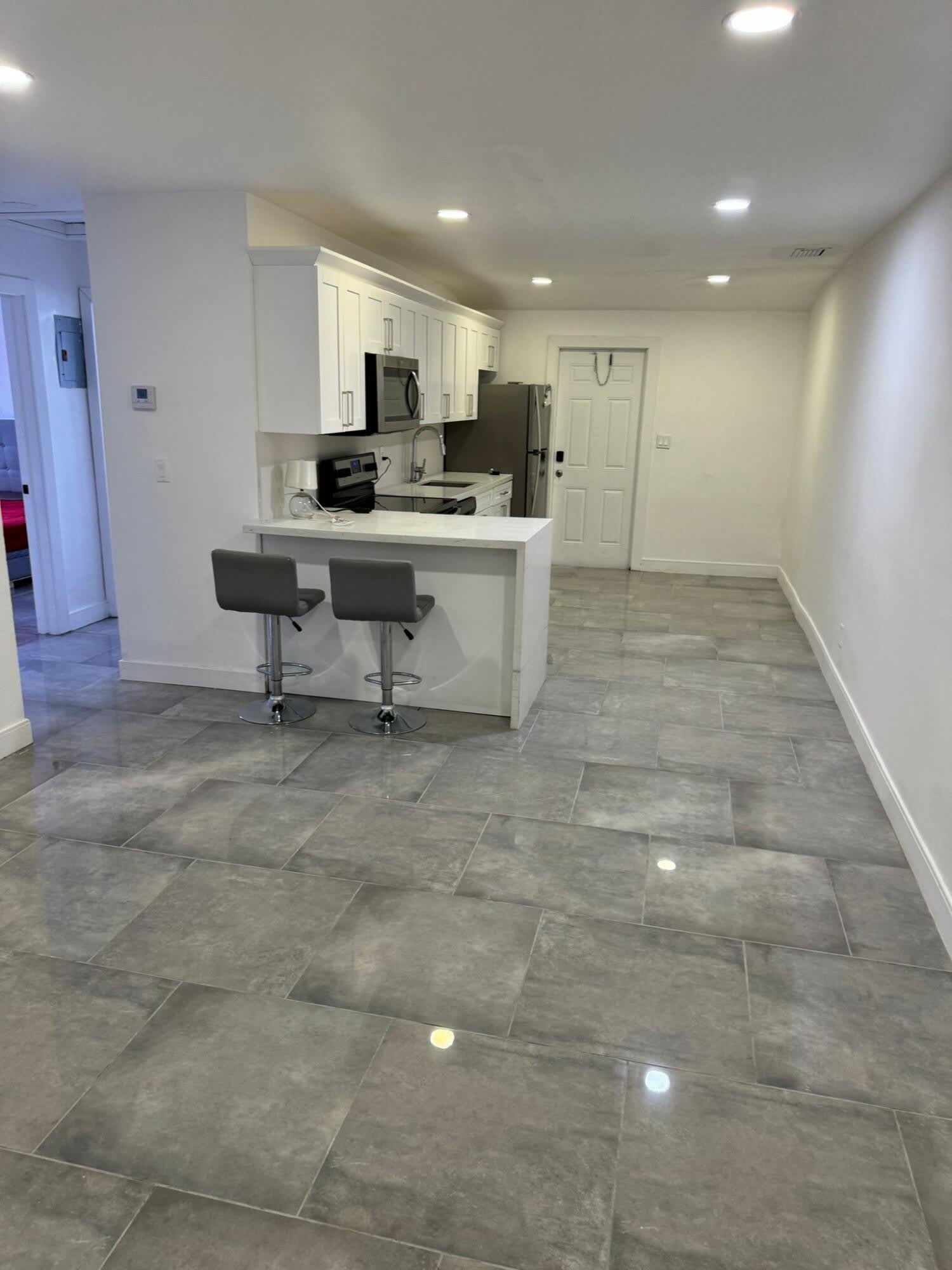 3990 SW 51st Street – photo 3