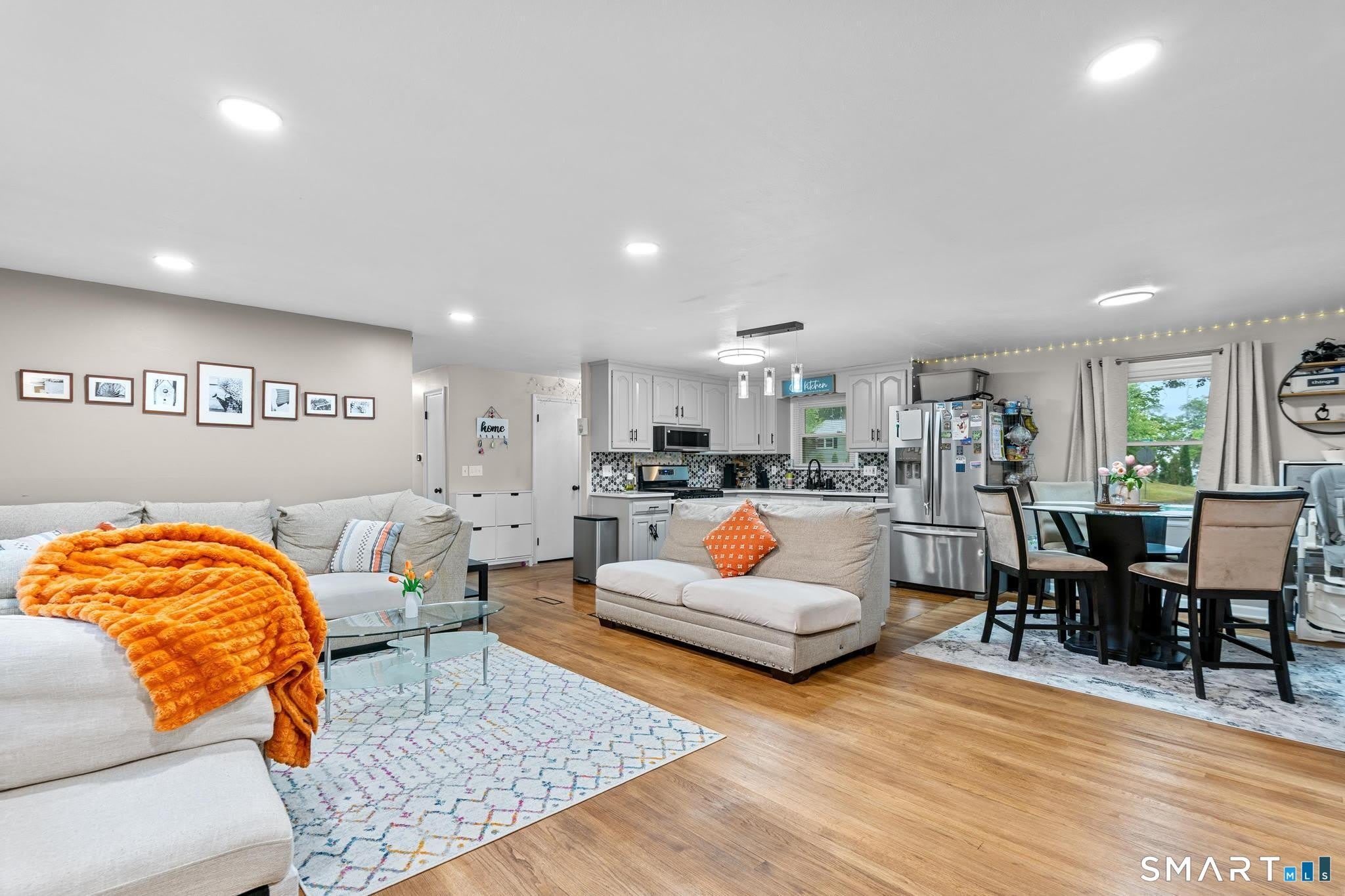 128 Forest Drive – photo 2