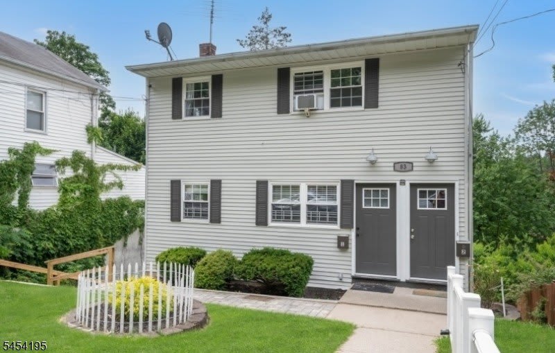 83 Chestnut St – photo 2