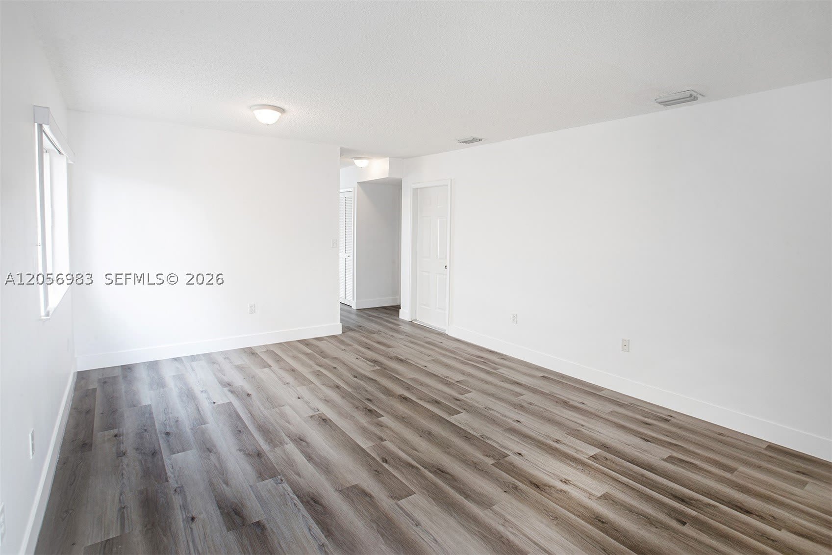 8949 SW 214th St – photo 4