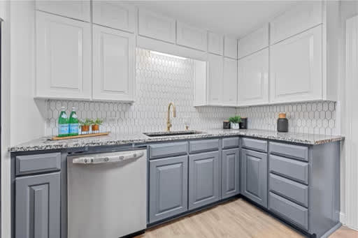 2416 Lake Air Drive – photo 3