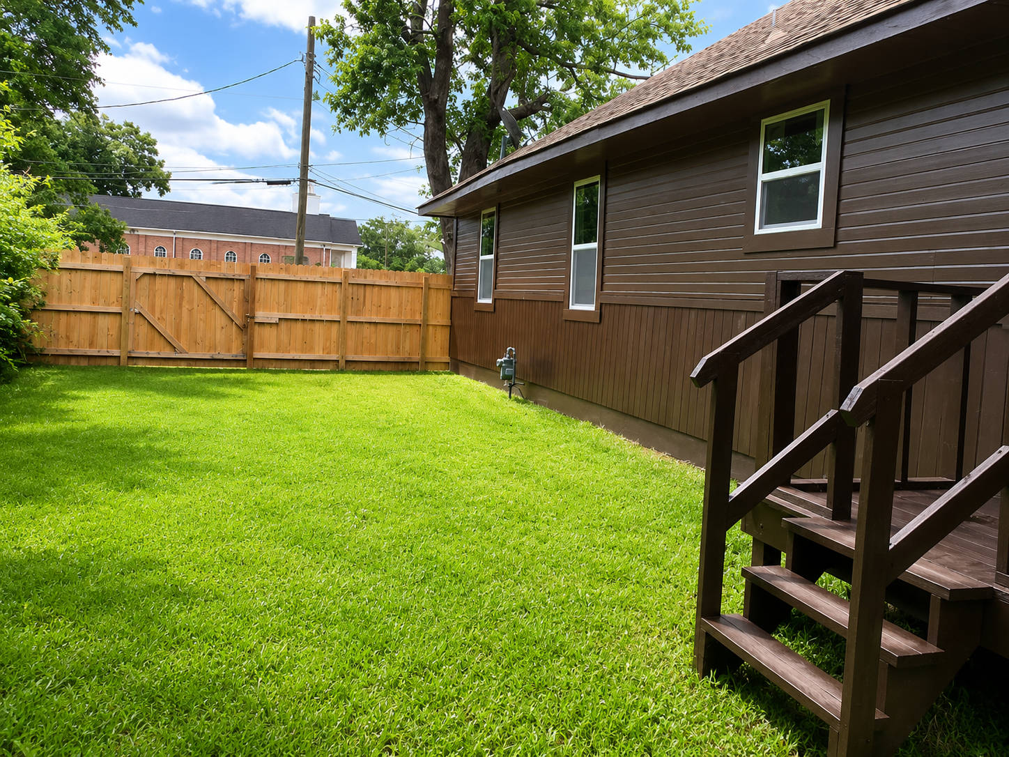1191 Sylvan Street – photo 3