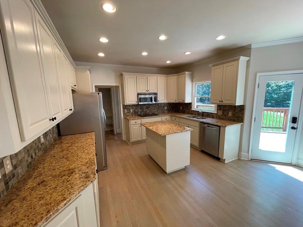 510 Stonebrook Farms Drive – photo 4