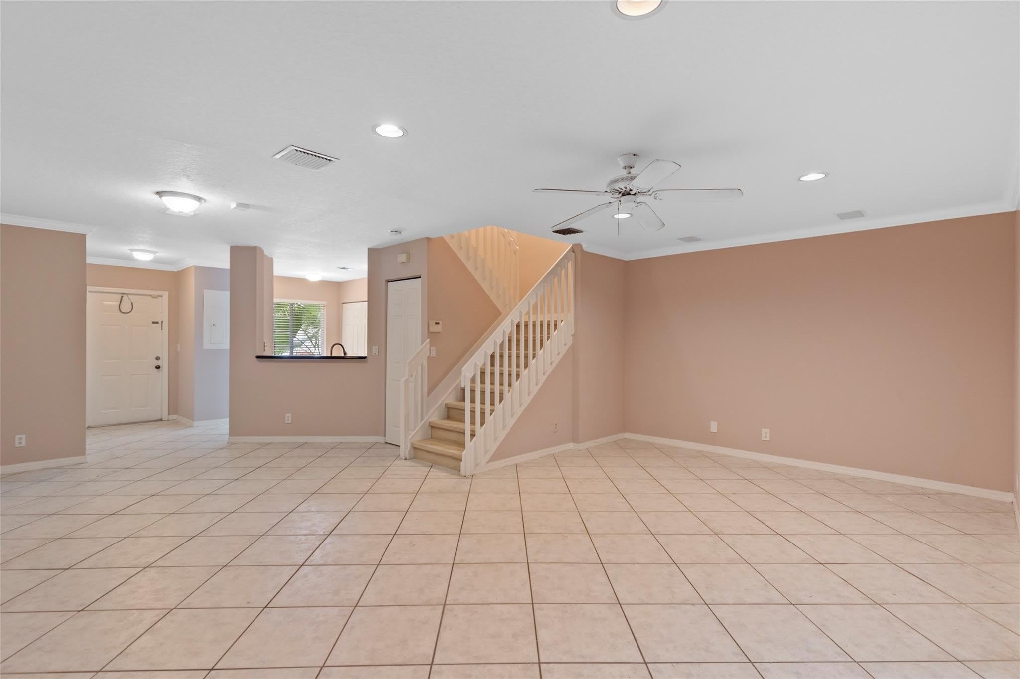 1186 SW 44th Avenue – photo 5