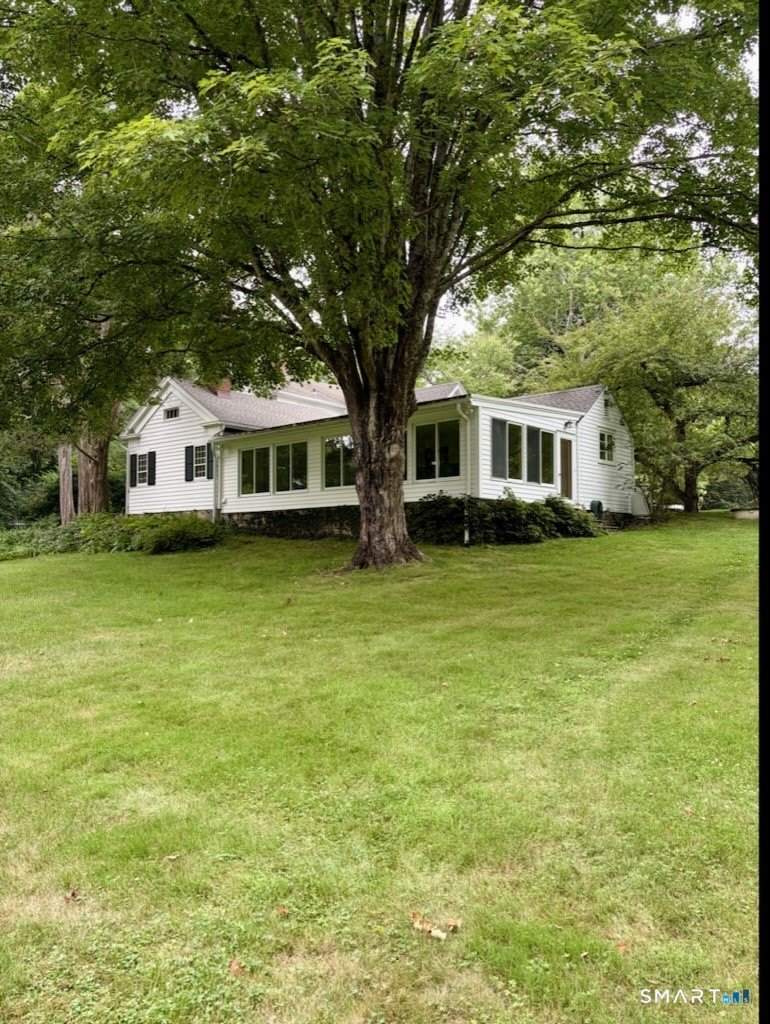 320 Valley Road – photo 4