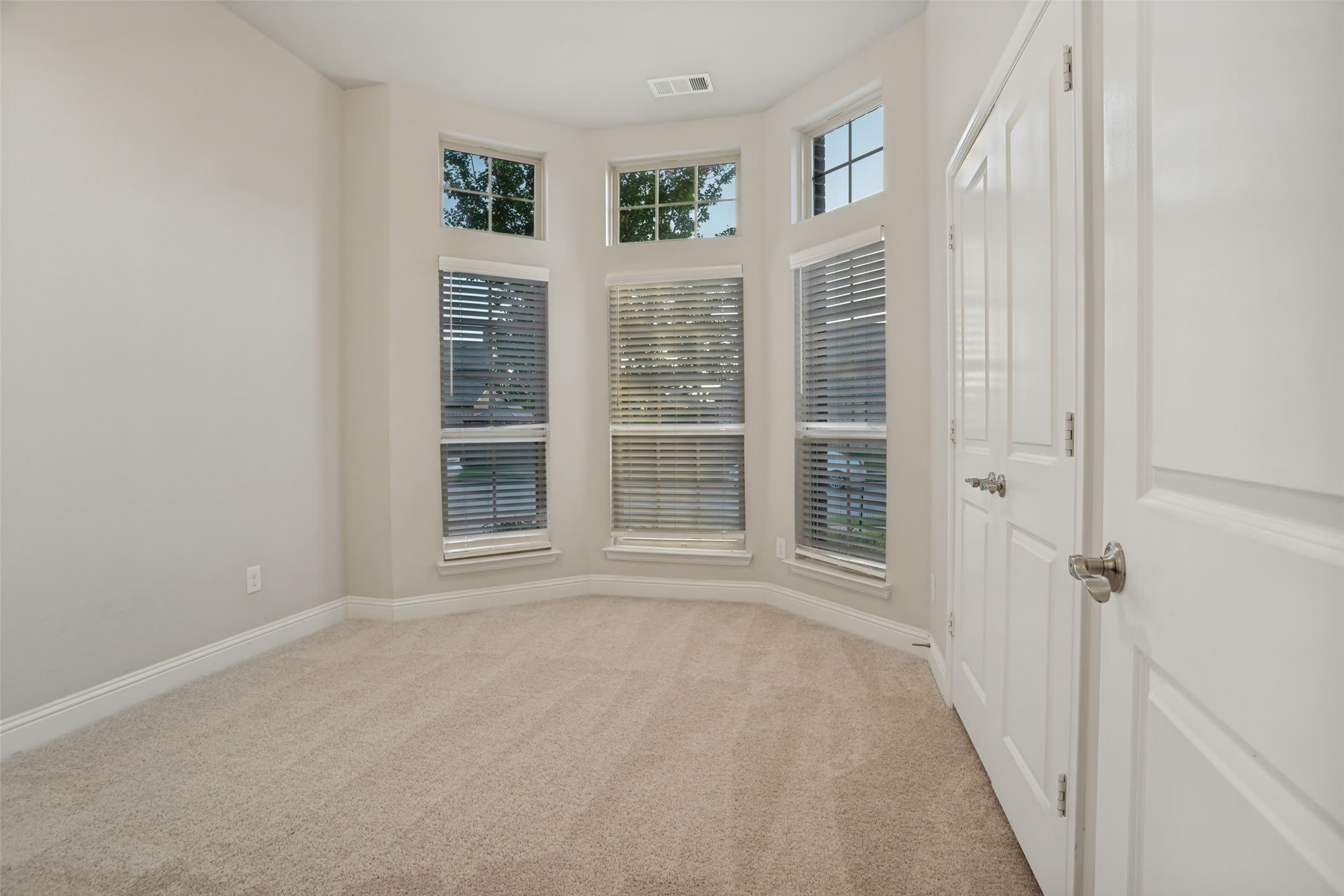 3406 Herron Drive – photo 3