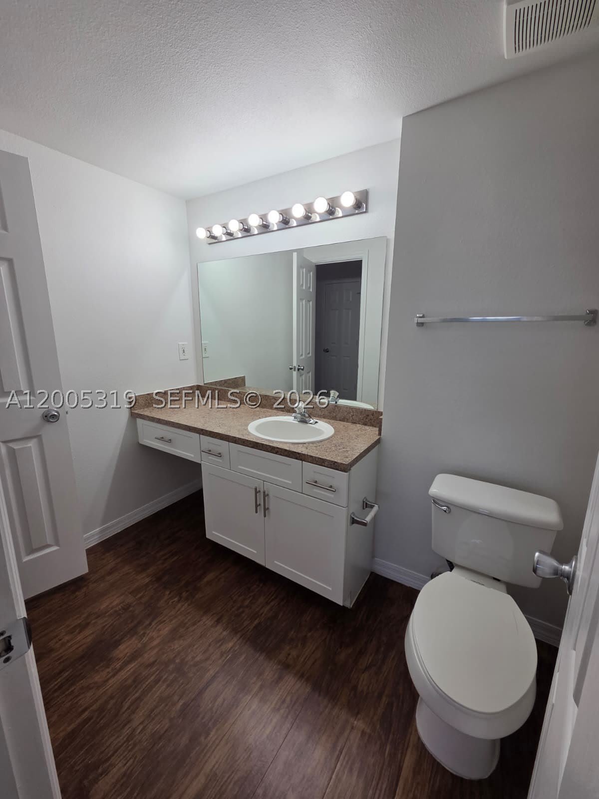 11730 SW 2nd St – photo 2