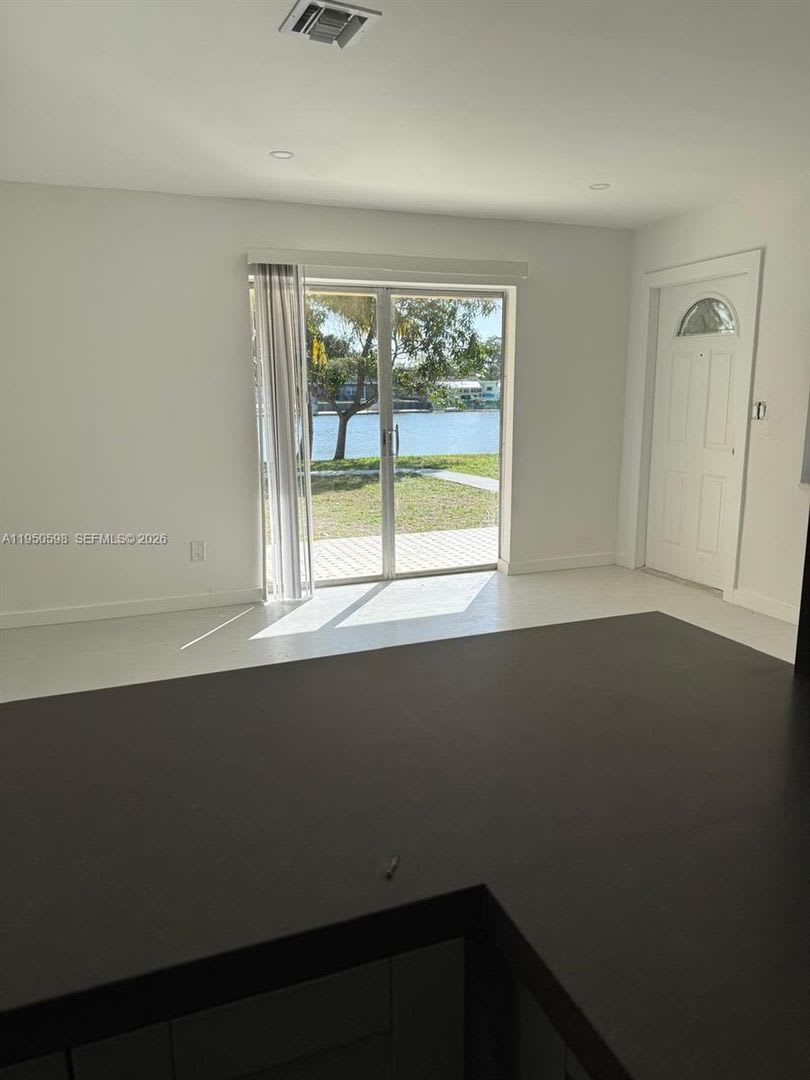 1056 Sw 2Nd Street 1056 Hallandale Beach Fl 33009 – photo 4