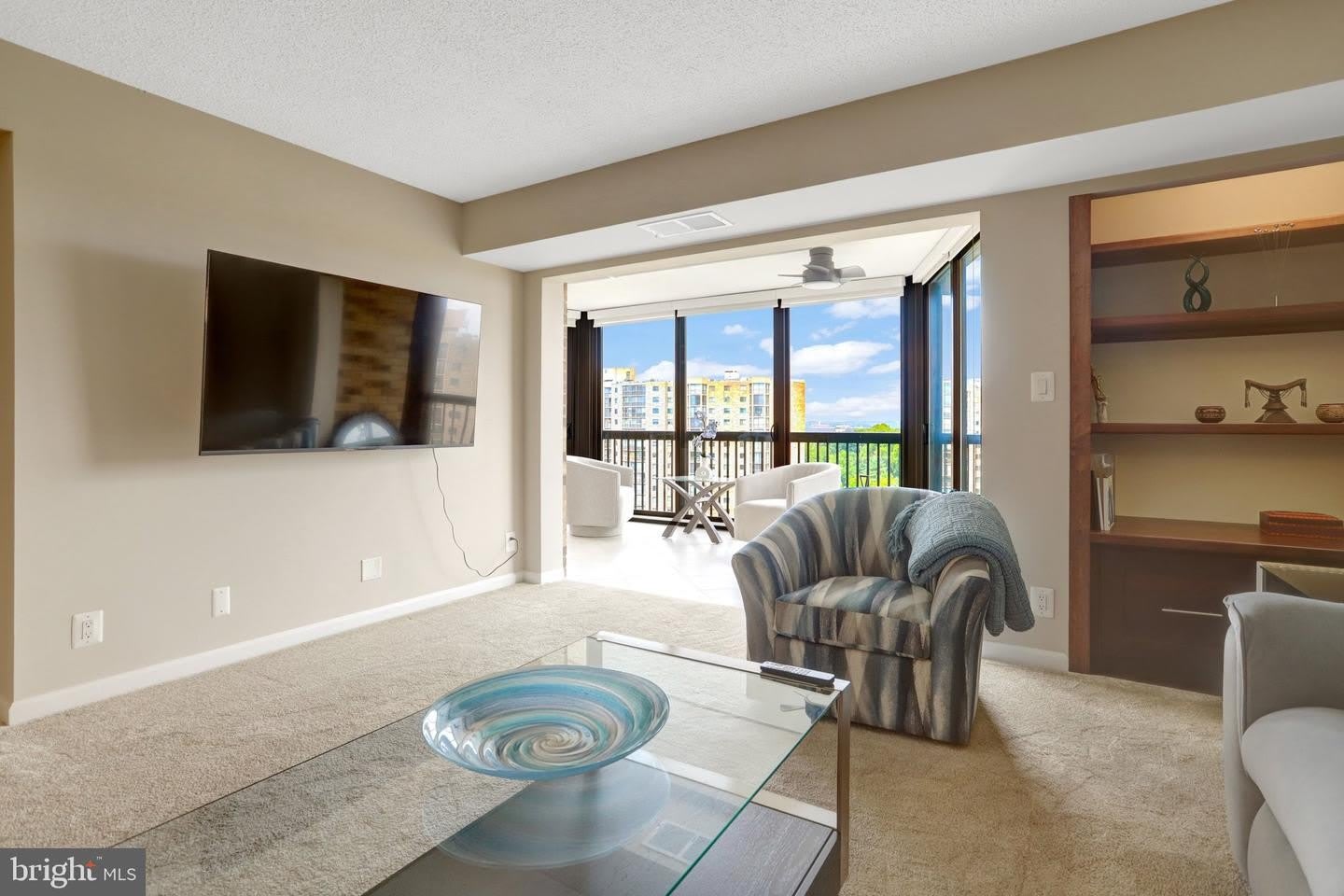 5904 MOUNT EAGLE DR #1609 – photo 3
