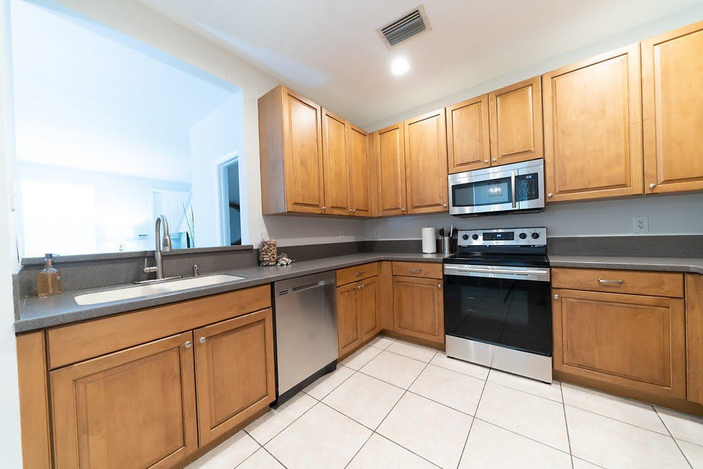 4198 Saint Lukes Lane – photo 4