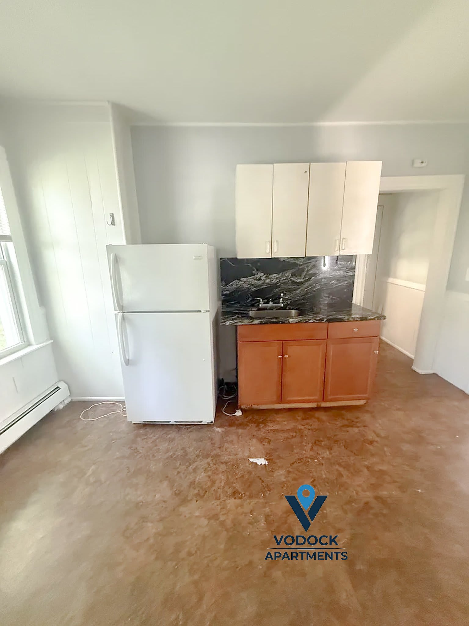 105 Rhodes St – photo 2