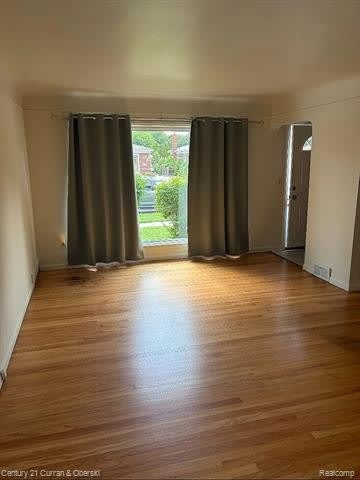 8949 Fox Avenue – photo 5